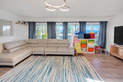 Photo 5 at 2132 Anita Drive, Mary Hill, Port Coquitlam