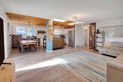 Photo 4 at 2132 Anita Drive, Mary Hill, Port Coquitlam