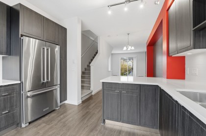 Photo 4 at 3 - 2371 Ranger Lane, Riverwood, Port Coquitlam