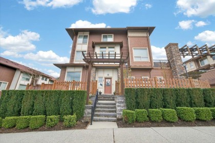 Photo 1 at 18 - 10480 248 Street, Thornhill MR, Maple Ridge
