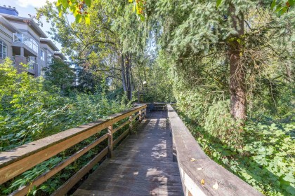Photo 32 at 208 - 2551 Parkview Lane, Central Pt Coquitlam, Port Coquitlam