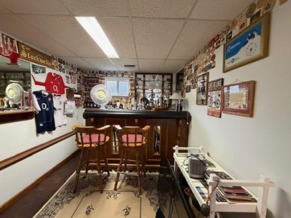 Photo 12 at 3803 Wellington Street, Oxford Heights, Port Coquitlam