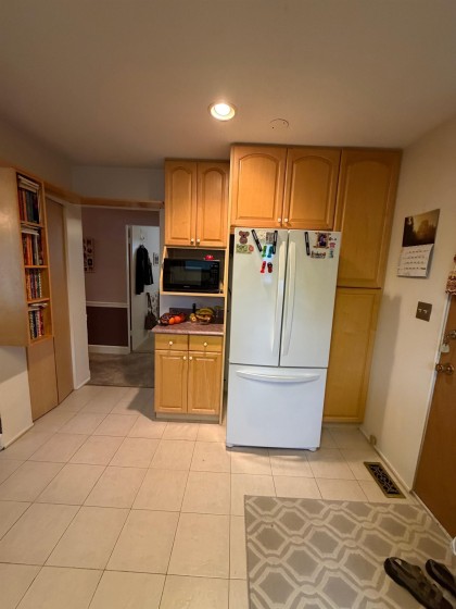 Photo 7 at 3803 Wellington Street, Oxford Heights, Port Coquitlam