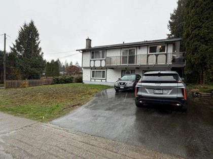 Photo 14 at 3803 Wellington Street, Oxford Heights, Port Coquitlam