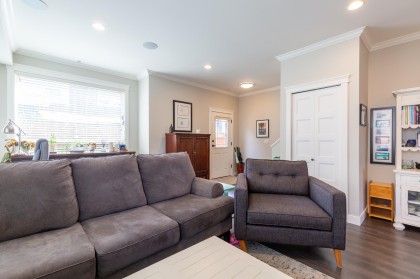 Photo 7 at 13 - 10480 248 Street, Thornhill MR, Maple Ridge