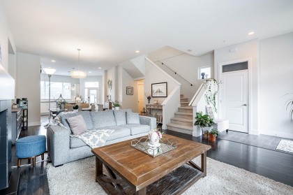 Photo 5 at 10489 Robertson Street, Albion, Maple Ridge