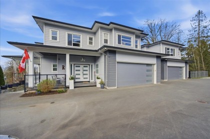 Photo 2 at 25507 Bosonworth Avenue, Thornhill MR, Maple Ridge