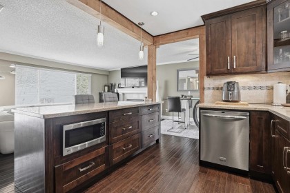 Photo 5 at 846 Wright Avenue, Lincoln Park PQ, Port Coquitlam