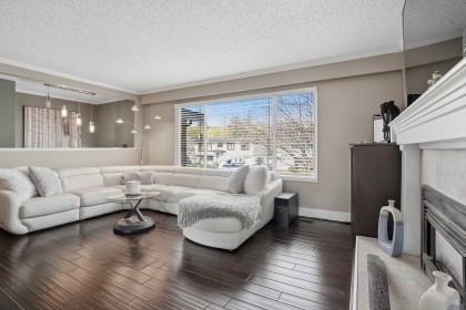 Photo 11 at 846 Wright Avenue, Lincoln Park PQ, Port Coquitlam