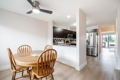 Photo 7 at 24 - 11870 232 Street, Cottonwood MR, Maple Ridge