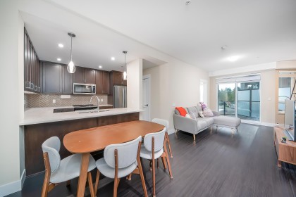 Photo 1 at 4520 - 2180 Kelly Avenue, Central Pt Coquitlam, Port Coquitlam