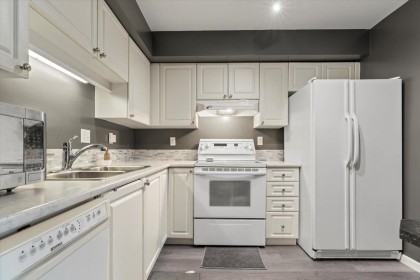 Photo 15 at 207 - 2253 Welcher Avenue, Central Pt Coquitlam, Port Coquitlam