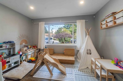 Photo 6 at 3631 Flint Street, Glenwood PQ, Port Coquitlam