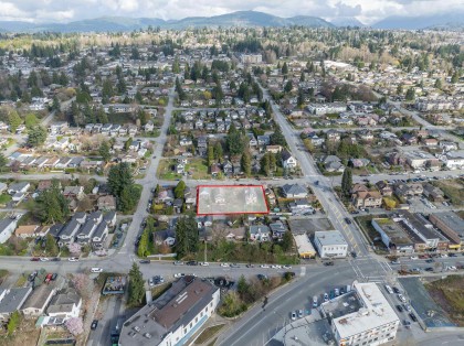 Photo 3 at 32968 2 Avenue, Mission BC, Mission