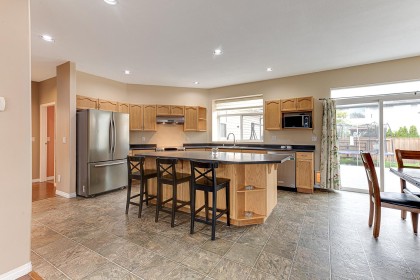 Photo 6 at 1077 Riverside Drive, Riverwood, Port Coquitlam