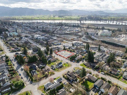 Photo 4 at 32980 2 Avenue, Mission BC, Mission
