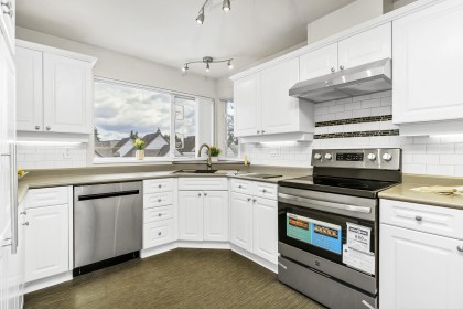 Photo 13 at 404 - 2340 Hawthorne Avenue, Central Pt Coquitlam, Port Coquitlam