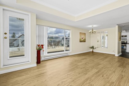 Photo 8 at 404 - 2340 Hawthorne Avenue, Central Pt Coquitlam, Port Coquitlam