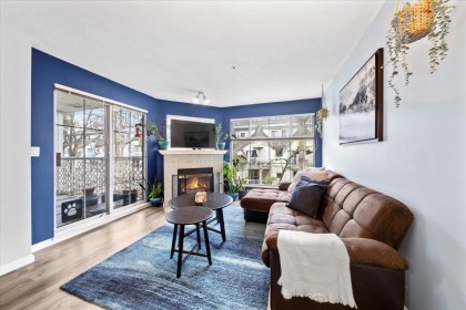 Photo 1 at 215 - 2678 Dixon Street, Central Pt Coquitlam, Port Coquitlam
