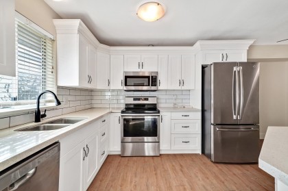 Photo 1 at 33334 Best Avenue, Mission BC, Mission