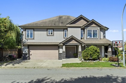 Photo 1 at 8637 Maynard Terrace, Mission BC, Mission