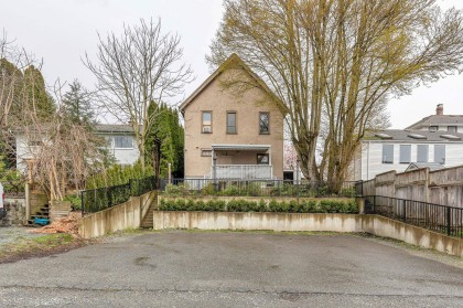 Photo 1 at 33170 7 Avenue, Mission BC, Mission