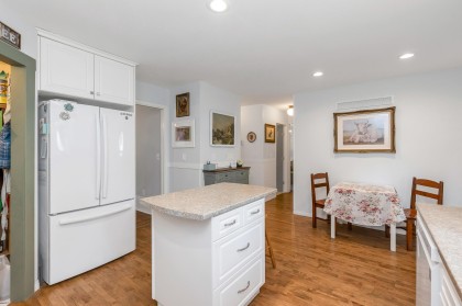 Photo 11 at 26497 126 Avenue, Websters Corners, Maple Ridge