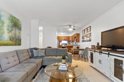 Photo 3 at 218 - 11510 225 Street, East Central, Maple Ridge