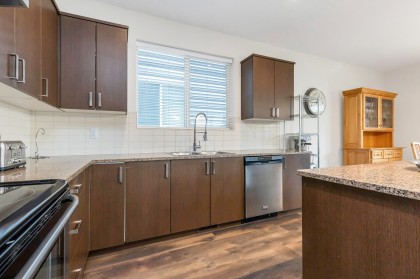 Photo 7 at 10777 Erskine Street, Thornhill MR, Maple Ridge