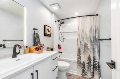 Photo 32 at 10777 Erskine Street, Thornhill MR, Maple Ridge