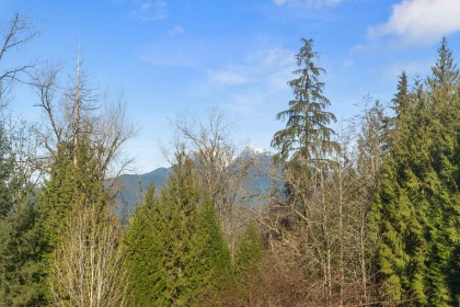 Photo 35 at 25443 Bosonworth Avenue, Thornhill MR, Maple Ridge