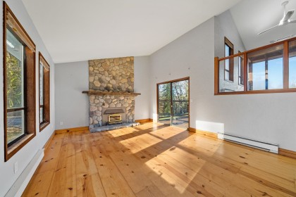 Photo 4 at 25443 Bosonworth Avenue, Thornhill MR, Maple Ridge