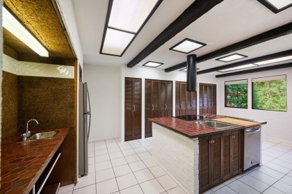 Photo 10 at 23755 128 Crescent, East Central, Maple Ridge