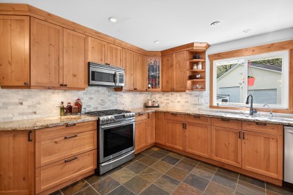 Photo 12 at 25700 116 Avenue, Websters Corners, Maple Ridge