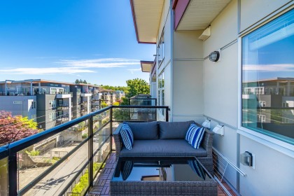 Photo 8 at 404 - 2389 Hawthorne Avenue, Central Pt Coquitlam, Port Coquitlam