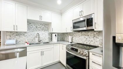 Photo 13 at 38 - 22977 116 Avenue, East Central, Maple Ridge