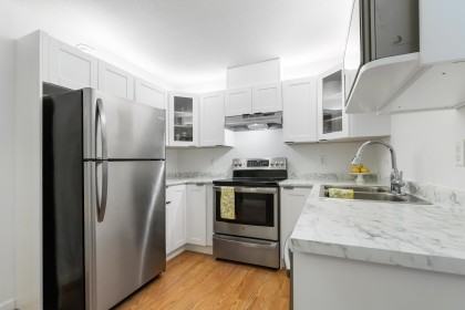 Photo 2 at 311 - 22611 116 Avenue, East Central, Maple Ridge