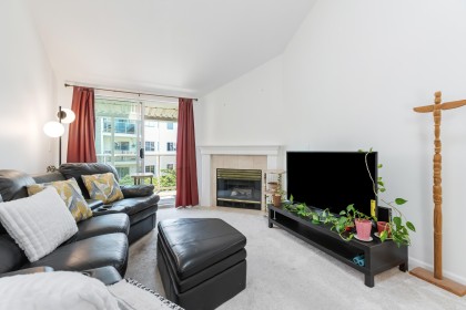 Photo 9 at 311 - 22611 116 Avenue, East Central, Maple Ridge
