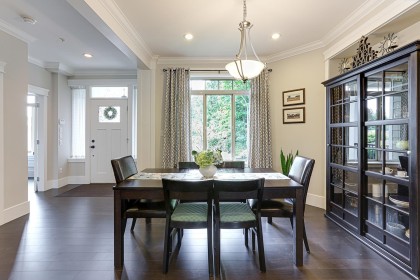 Photo 3 at 3968 Robin Place, Oxford Heights, Port Coquitlam