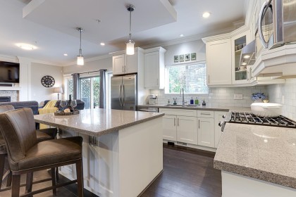 Photo 8 at 3968 Robin Place, Oxford Heights, Port Coquitlam