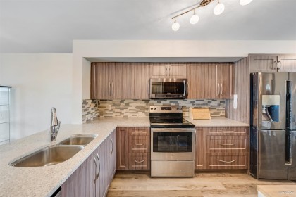 Photo 6 at 35 - 22411 124 Avenue, East Central, Maple Ridge