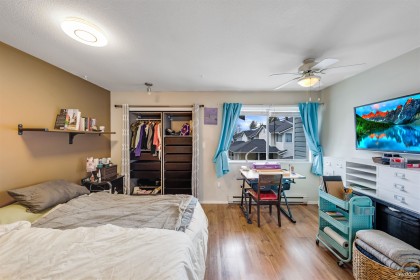 Photo 17 at 35 - 22411 124 Avenue, East Central, Maple Ridge