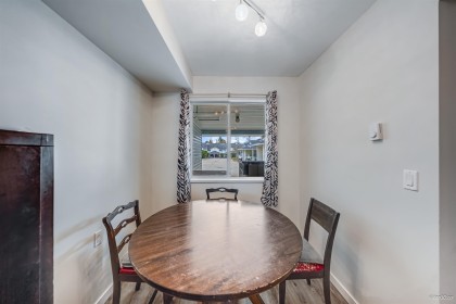 Photo 12 at 35 - 22411 124 Avenue, East Central, Maple Ridge