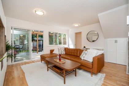 Photo 3 at 12108 Schmidt Crescent, Northwest Maple Ridge, Maple Ridge