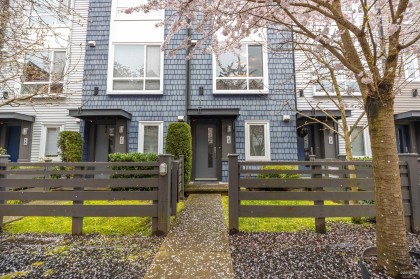 Photo 3 at 18 - 2310 Ranger Lane, Riverwood, Port Coquitlam