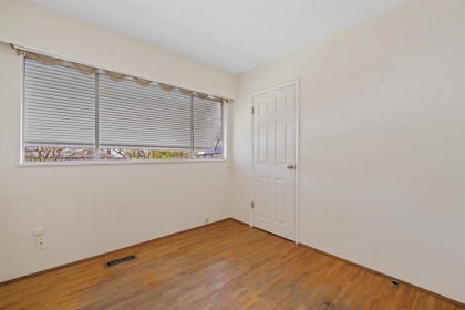Photo 13 at 3356 Liverpool Street, Glenwood PQ, Port Coquitlam