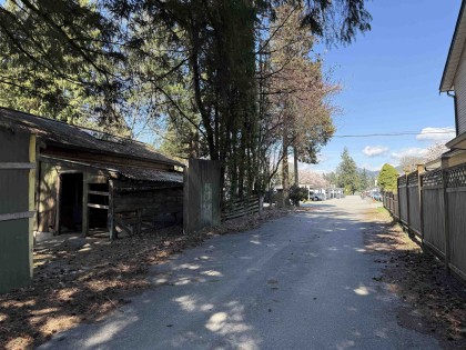 Photo 9 at 1570 Salisbury Avenue, Glenwood PQ, Port Coquitlam