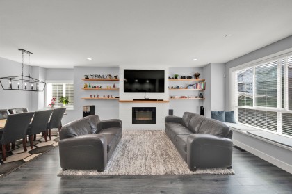 Photo 2 at 11155 240 Street, Cottonwood MR, Maple Ridge