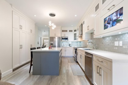 Photo 13 at 1945 Morgan Avenue, Lower Mary Hill, Port Coquitlam