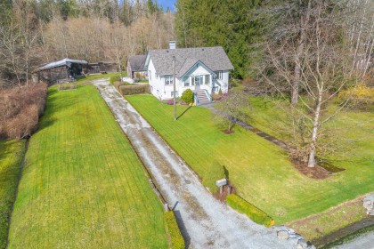 Photo 3 at 25117 Dewdney Trunk Road, Websters Corners, Maple Ridge